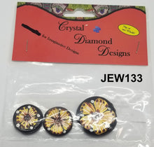 Load image into Gallery viewer, 3 Flower Beads Assorted J133
