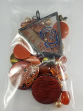 Load image into Gallery viewer, Here's Rustie Mixed Assorted beads Mixed  JG52
