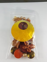Load image into Gallery viewer, Here's Rustie Mixed Assorted beads Mixed  JG53
