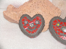 Load image into Gallery viewer, Heart for your Garden - Handmade GRB100
